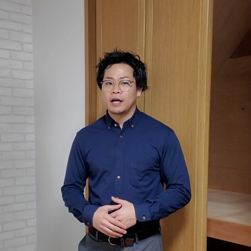Jay, Representative Director